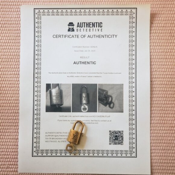 Louis Vuitton Lock and Key #303 - Picture 10 of 10